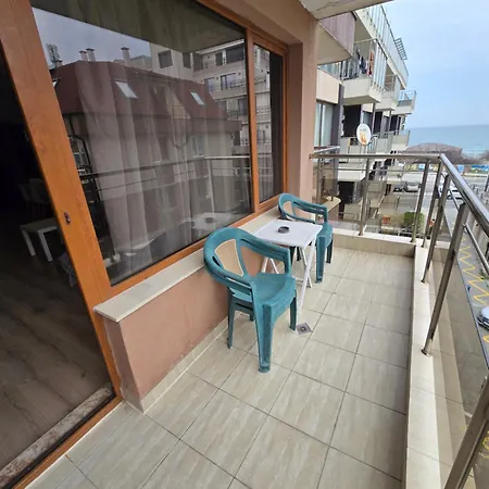 公寓 лахабана до плажа в *